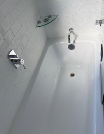 After: Bright white bathtub